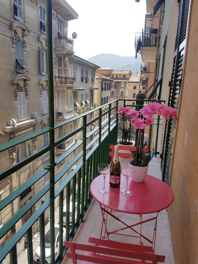 Hotel Cinqueterre Behind La Spezia Esterno foto